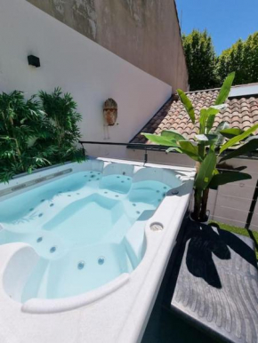 L'Evasion ,maison de ville jacuzzi couchages x6